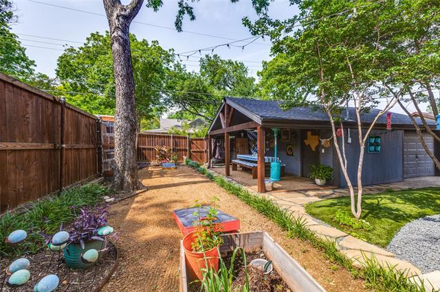 Building Photo - 807 Kidd Springs Dr