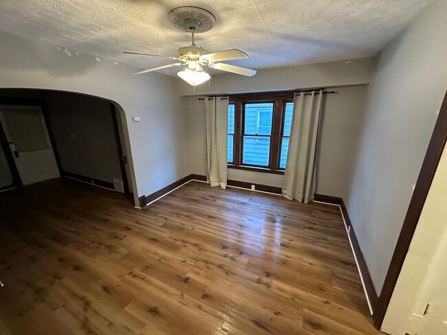 Foto del edificio - 4408 Alpha Ave