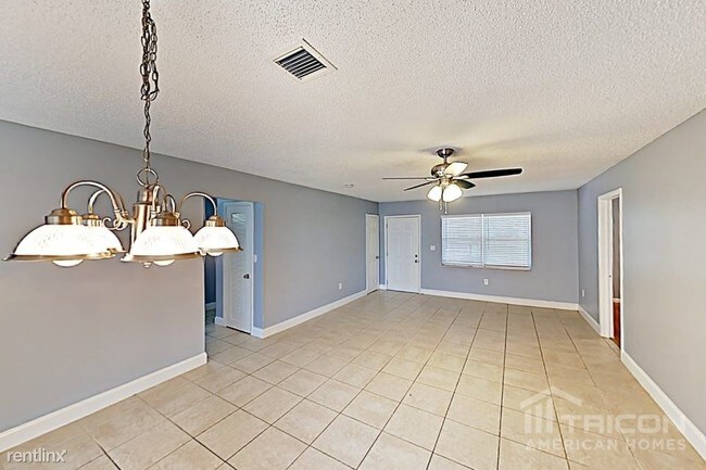 Foto del edificio - 6447 Pershing St