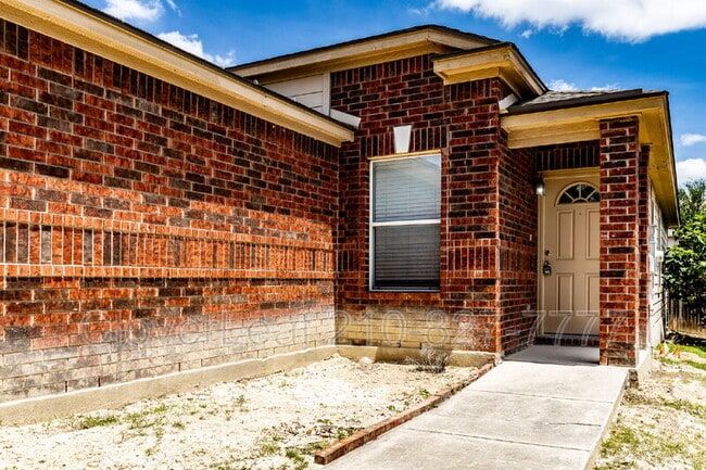 Building Photo - 5745 Maxfli Dr