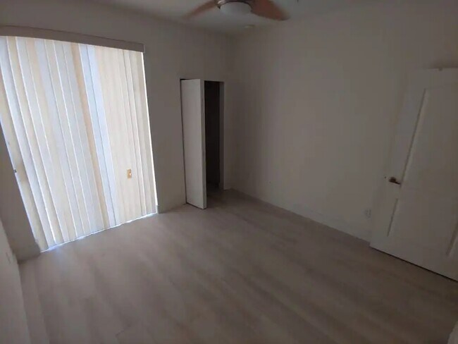 Foto del edificio - 4321 SW 160th Ave