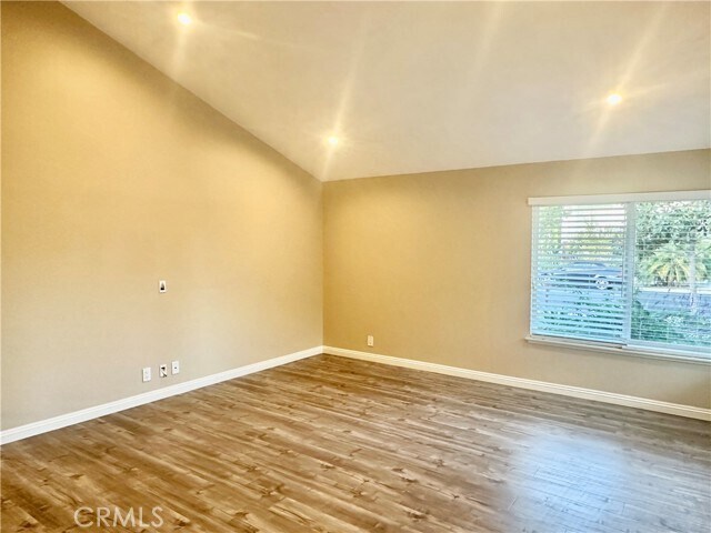 Foto del edificio - 3672 Claremont St