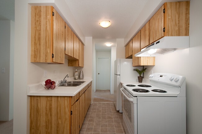 Building Photo - Brentlawn Towers