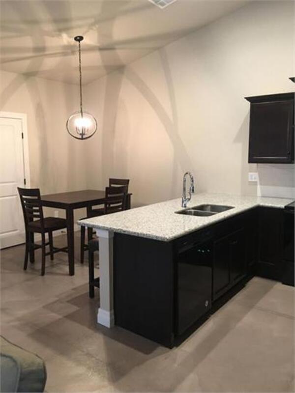 Building Photo - 13613 W Hunters Vw