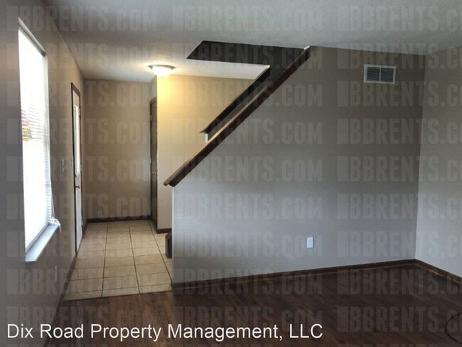 Building Photo - 4 br, 2.5 bath House - 422 Douglas Avenue,