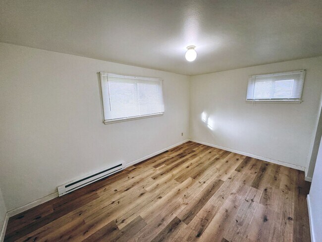 Foto del edificio - Lakewood House!  2 Bedroom 1 Bath Home  ne...