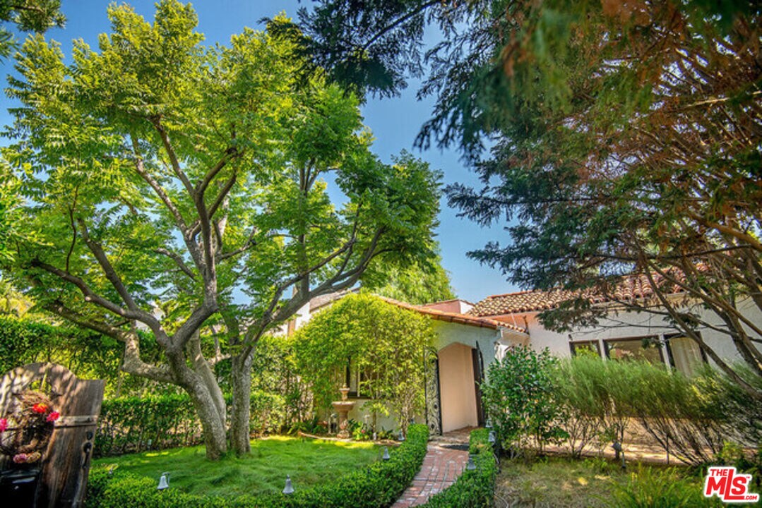 Foto principal - 921 26th St