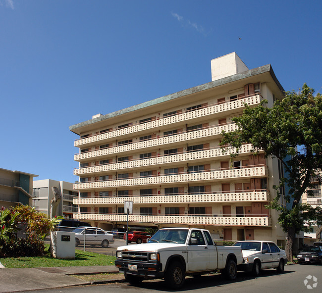 Building Photo - 1447 Liholiho St