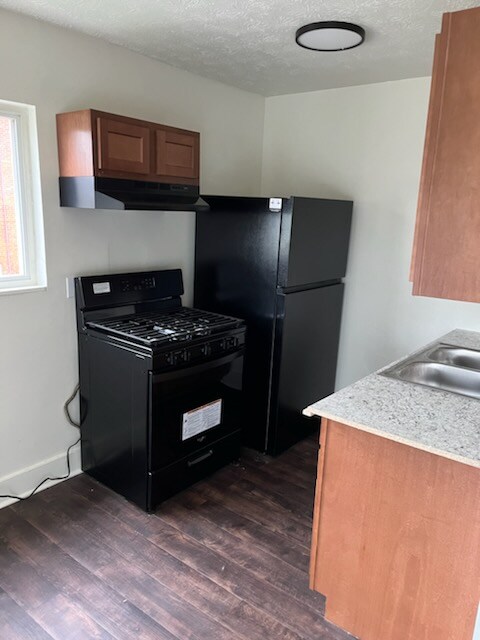 Foto del edificio - 8376 Anthony Wayne Ave