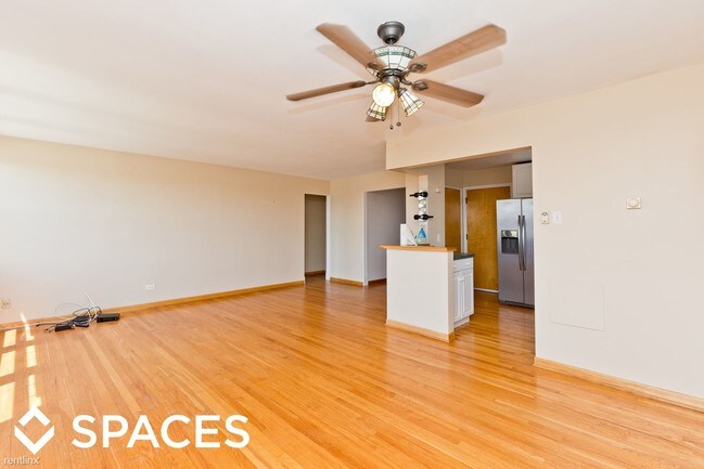 Foto del edificio - 2406 W Farragut Ave