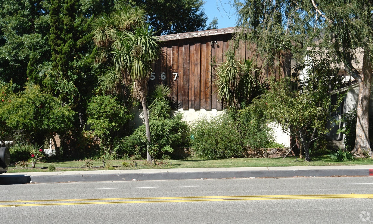 Building Photo - 1567 Verdugo Rd