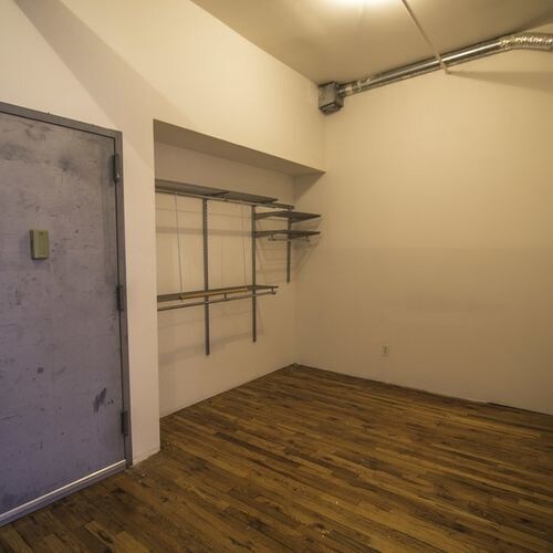 Building Photo - 476 Jefferson St