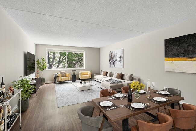 Building Photo - ReNew Logan Square