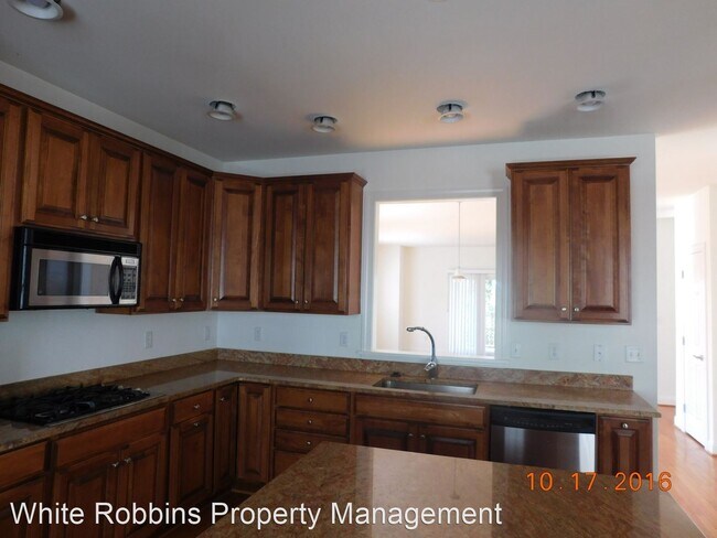 Building Photo - 3 br, 3.5 bath House - 186 Christina Landing