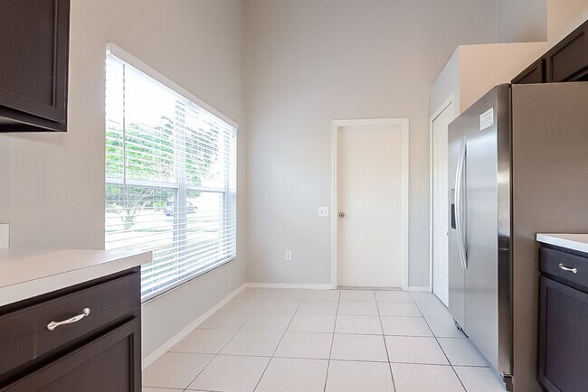 Foto del edificio - 4537 Steel Dust Ln