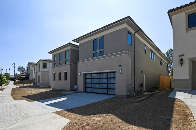 Building Photo - 20552 Edgewood Ct