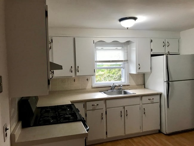 Photo - 21 Bar Beach Rd Apartments