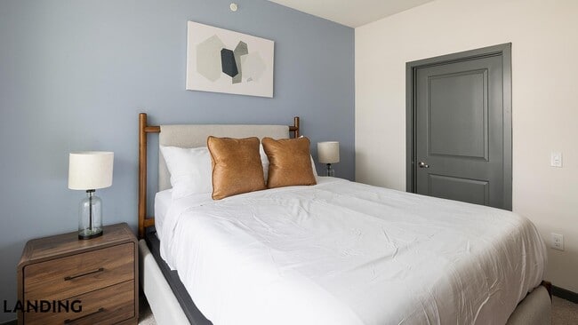 Building Photo - 3001 Crockett St