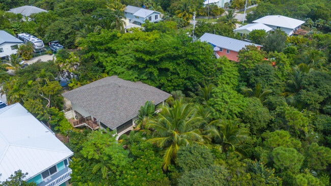 Building Photo - 29850 Journeys End Rd