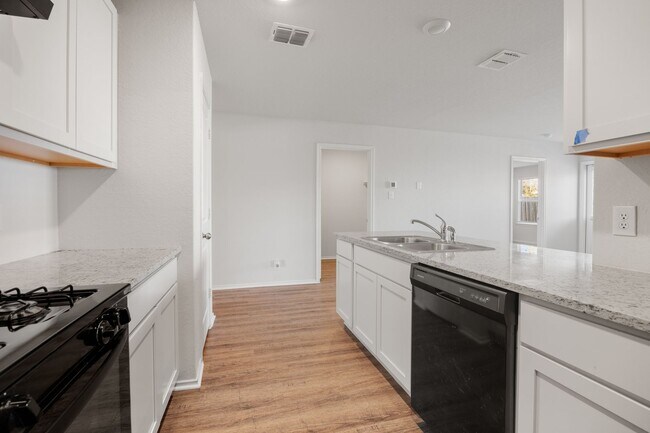 Foto del edificio - Charming Home In Redbird Ranch!!!