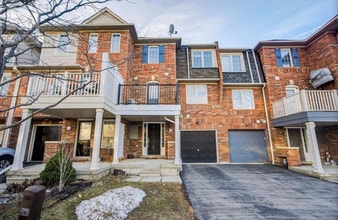 Building Photo - 3036 Dewridge Ave