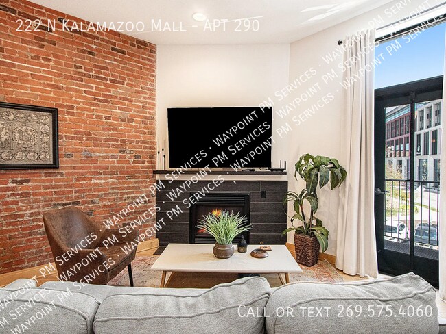 Foto del edificio - 222 N Kalamazoo Mall
