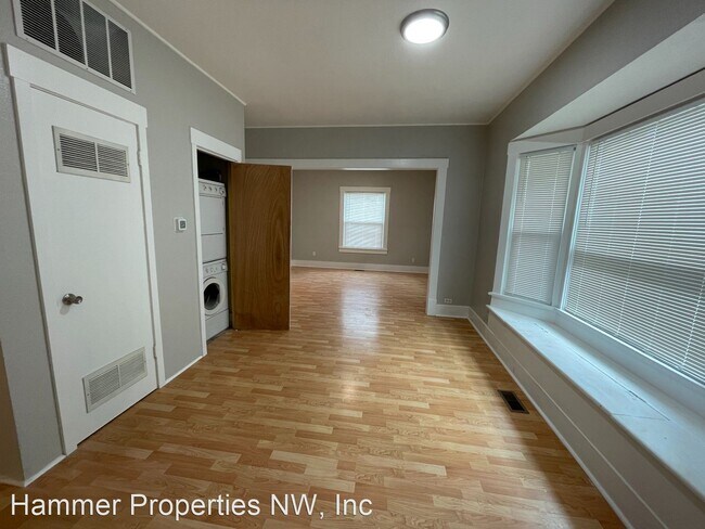 Foto del edificio - 5 br, 2 bath House - 1237 Grant Street