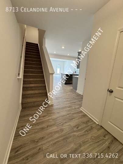 Foto del edificio - 8713 Celandine Ave