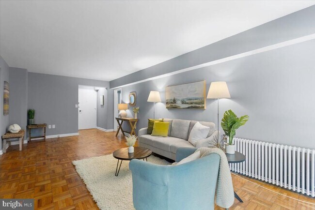Foto del edificio - 3901 Tunlaw Rd NW
