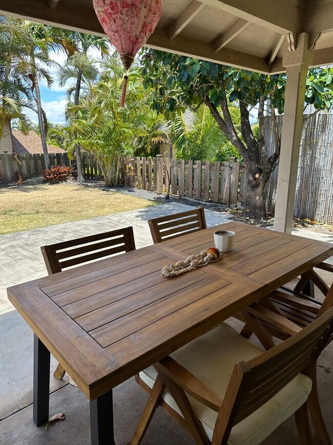 Foto del edificio - Kuau Bayview Estates Unfurnished 3 Bedroom...
