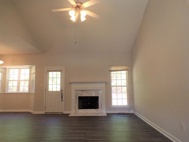 Building Photo - 1764 Annendale Dr