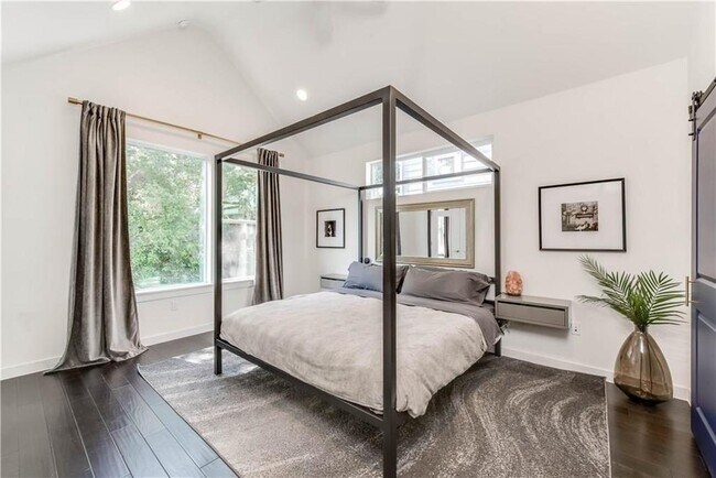 Foto del edificio - 3207 Aldwyche Dr