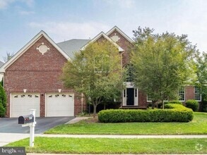 Building Photo - 25346 Justice Dr