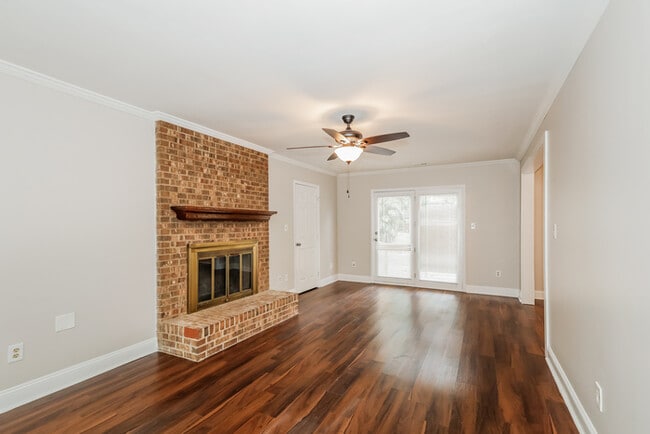 Building Photo - 9907 Fairway Ridge Rd