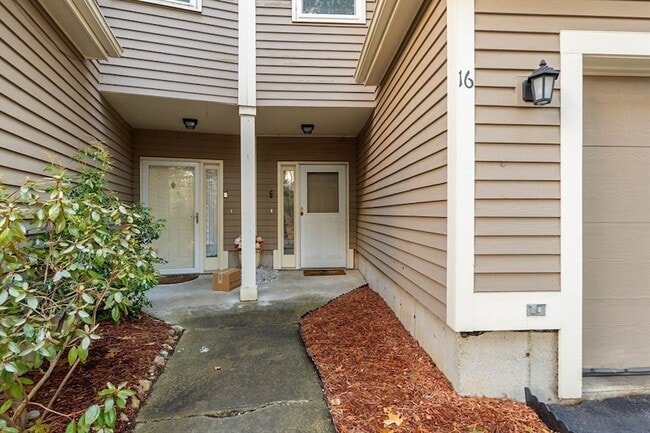 Building Photo - 168 Grafton St