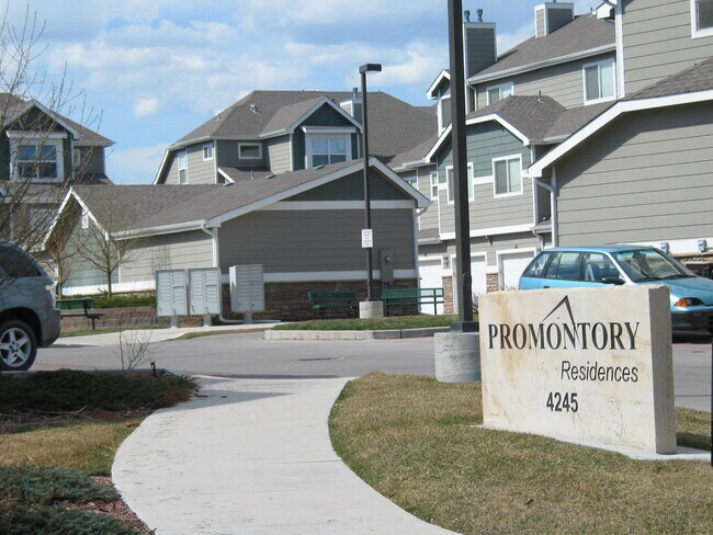 Foto del edificio - 4245 E Boardwalk Dr