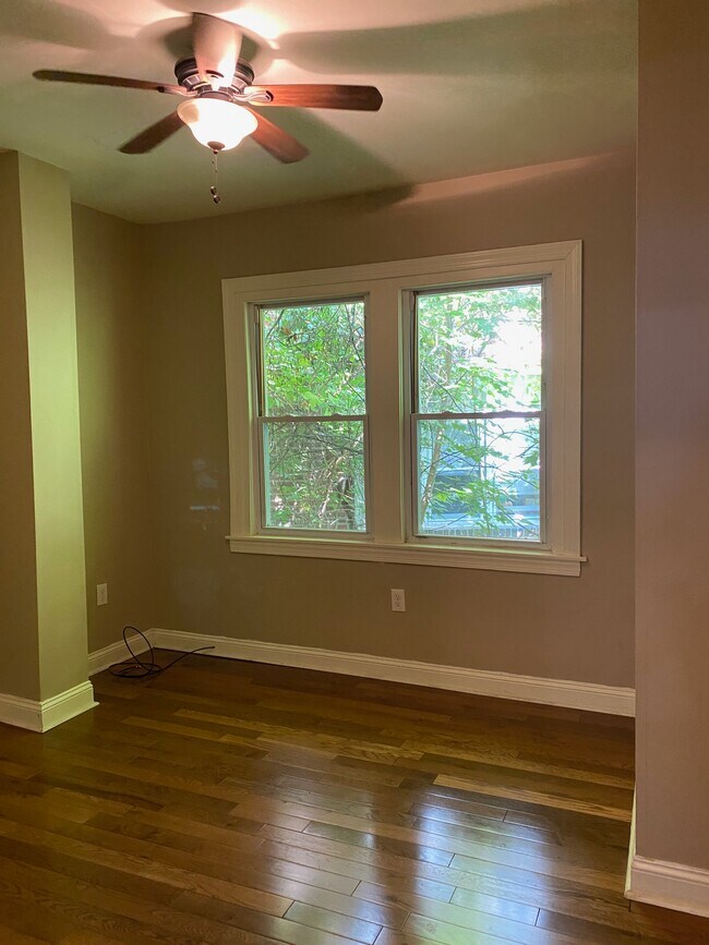 Foto del edificio - 6513 Germantown Ave