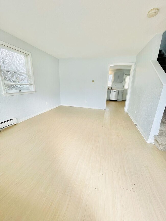 Foto del interior - 350 Main St