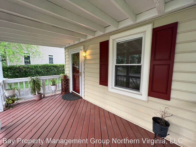 Building Photo - 4 br, 2 bath House - 2211 Westmoreland St