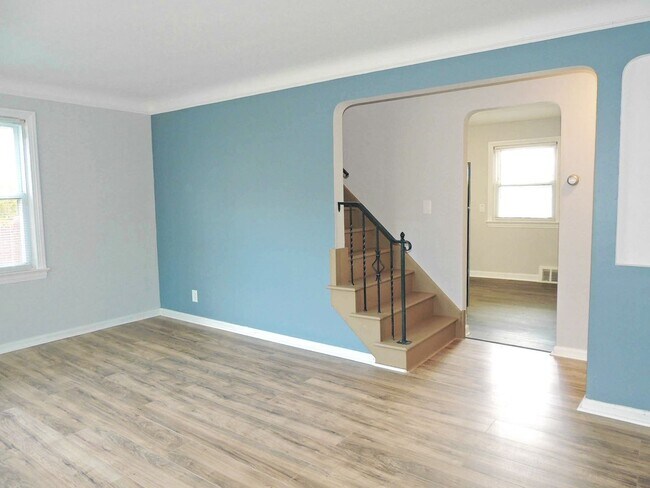Foto del edificio - 106 Cowles Ave