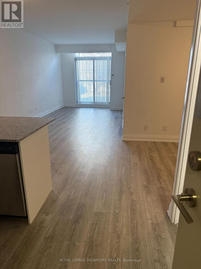 Building Photo - 3655 Kingston Rd