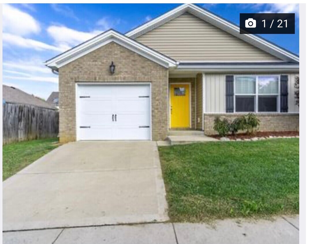Building Photo - 111 Stony Point Dr