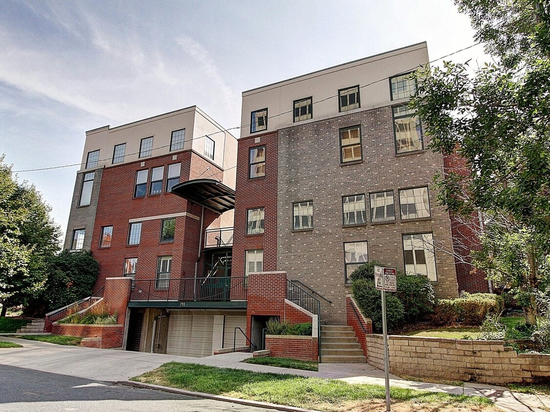 790 N Clarkson St, Denver, CO 80218 Townhome Rentals in Denver CO