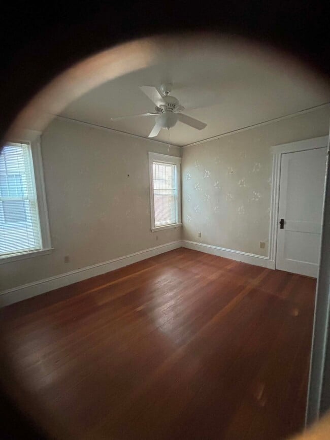 Building Photo - 115 Beech St