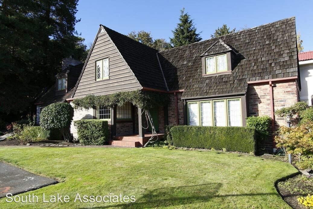 Primary Photo - 4 br, 3 bath House - 1556 Magnolia Way West