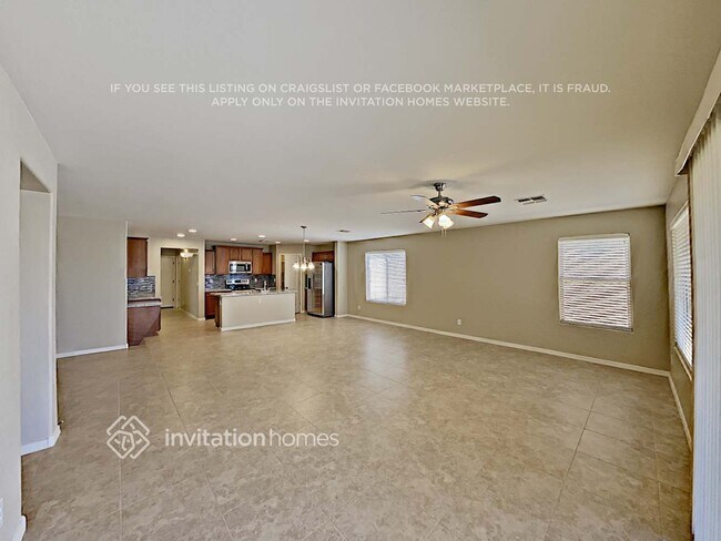 Building Photo - 928 W Desert Canyon Dr