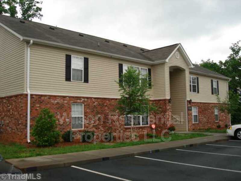 1920 Crest Hollow Dr Unit 201, WinstonSalem, NC 27127 Condo for Rent