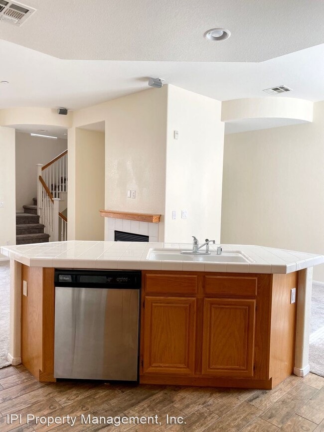 Building Photo - 2 br, 2.5 bath House - 2817 Escala Circle