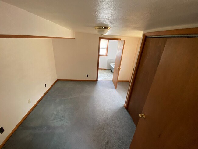 Foto del edificio - 309 W 9th Ave
