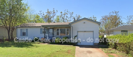 Building Photo - 1104 Hickory Ln